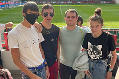 ПОЧЕТНЫЕ ЗРИТЕЛИ НА СПОРТИВНОМ СПЕКТАКЛЕ 04.09.23